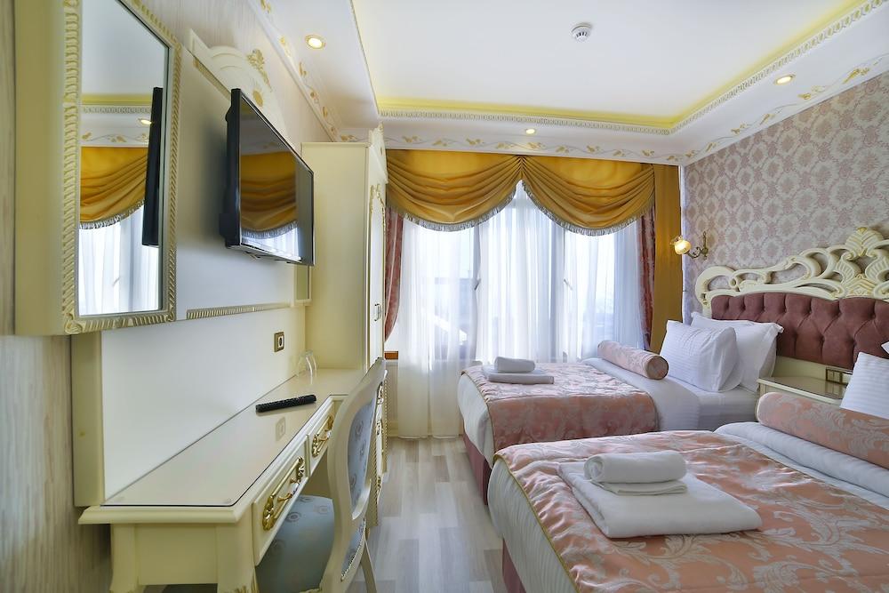 นัยลา พาเลซ โฮเต็ล Hotel อิสตันบูล ภายนอก รูปภาพ